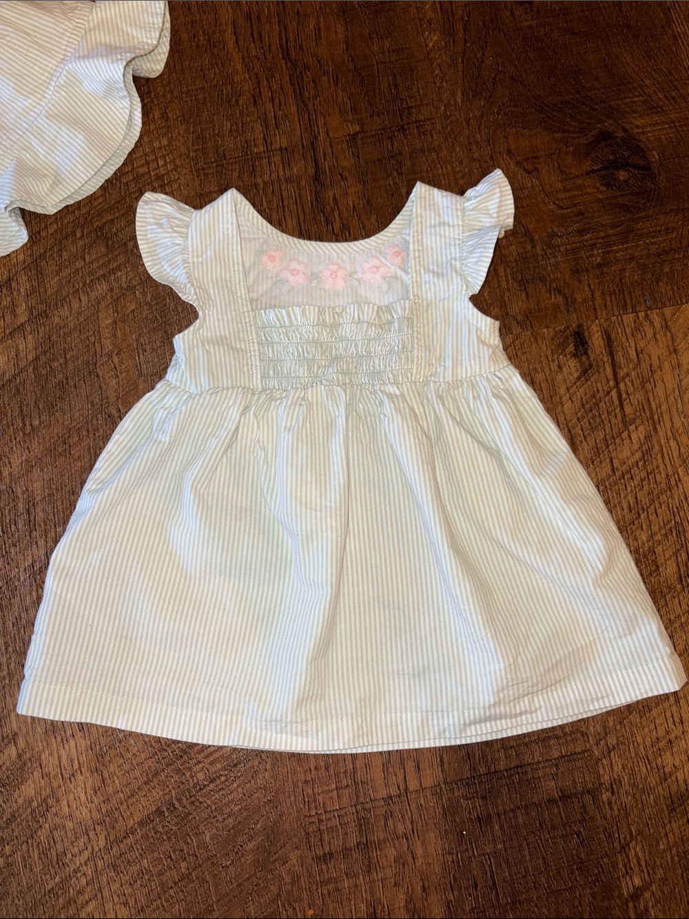 Carter's White & Green Striped Dress, Hat, Bloomers Set - 6M - Picture 5 of 7